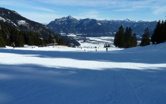 Comprensori sciistici per principianti nella Regione del Parco Naturale di Reutte  – Principianti Hahnenkamm - Höfen/Reutte